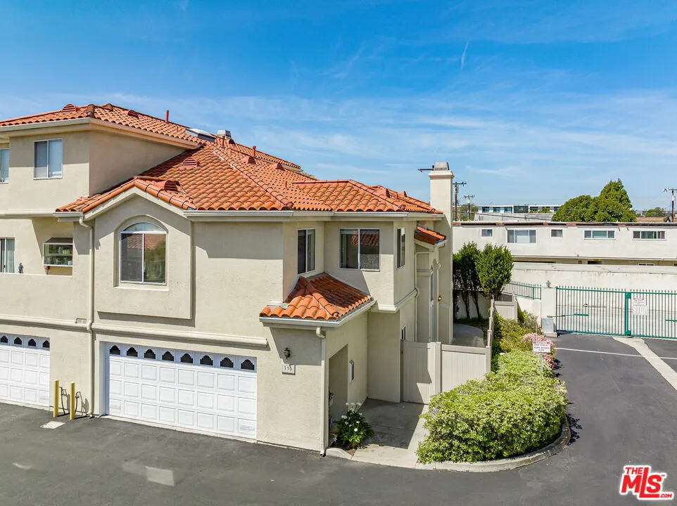 4489 Spencer Street #330 Torrance, CA 90503