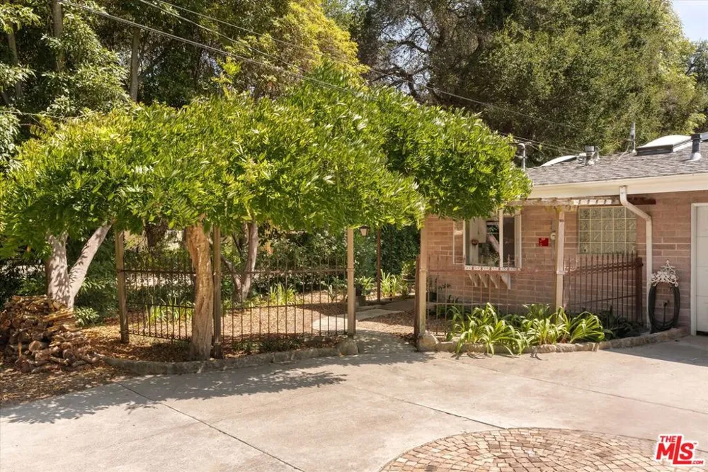 940 Camino Viejo Santa Barbara, CA 93108