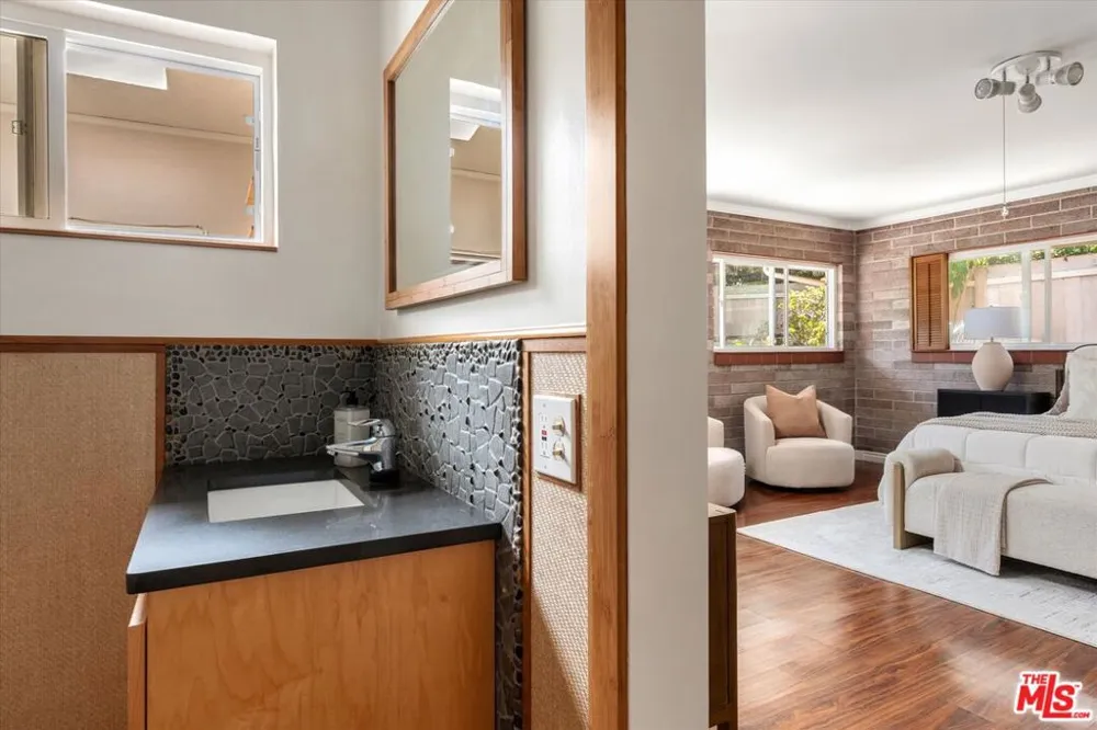 940 Camino Viejo Santa Barbara, CA 93108