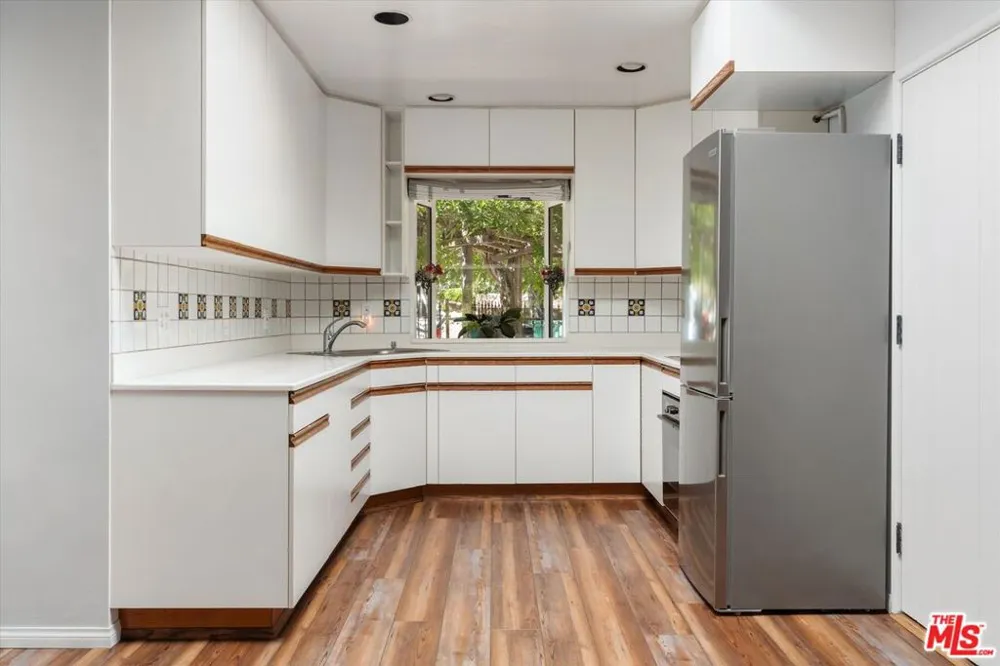 940 Camino Viejo Santa Barbara, CA 93108