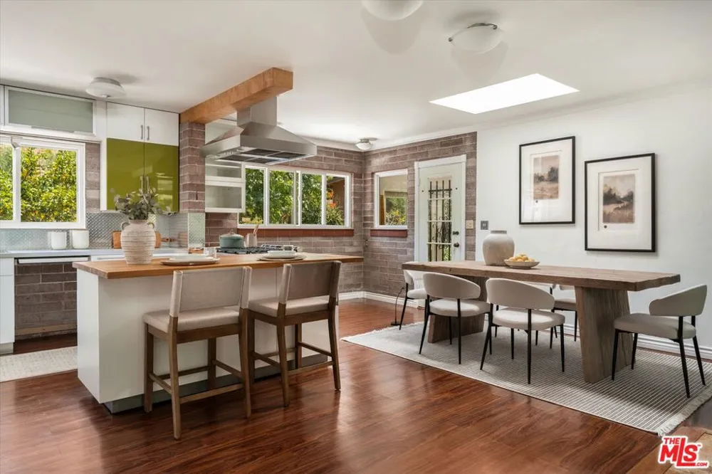 940 Camino Viejo Santa Barbara, CA 93108