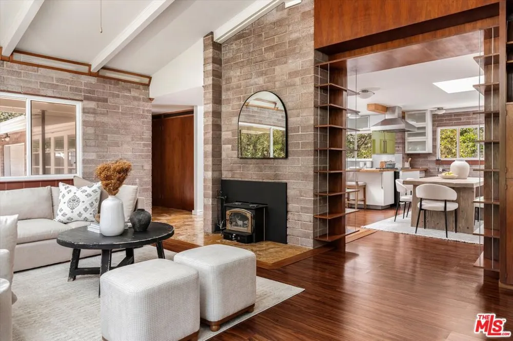 940 Camino Viejo Santa Barbara, CA 93108
