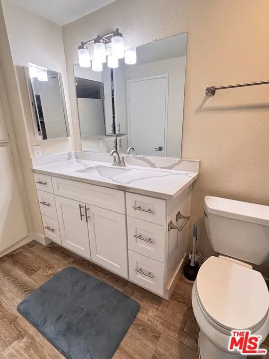 10010 Aspen Circle Santa Fe Springs, CA 90670