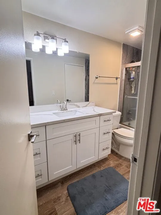 10010 Aspen Circle Santa Fe Springs, CA 90670