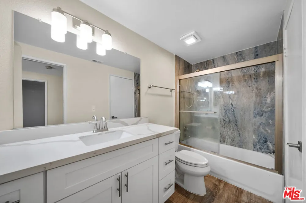 10010 Aspen Circle Santa Fe Springs, CA 90670