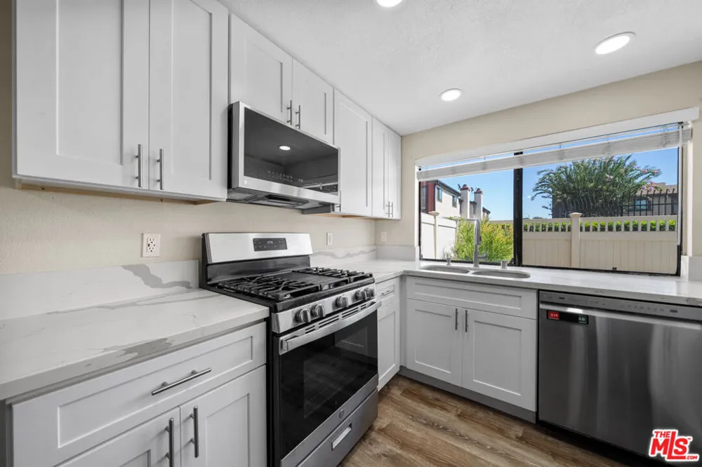 10010 Aspen Circle Santa Fe Springs, CA 90670