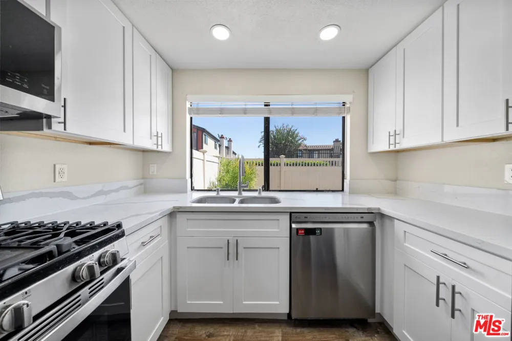 10010 Aspen Circle Santa Fe Springs, CA 90670