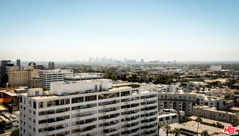 7250 Franklin Avenue #903 Los Angeles, CA 90046