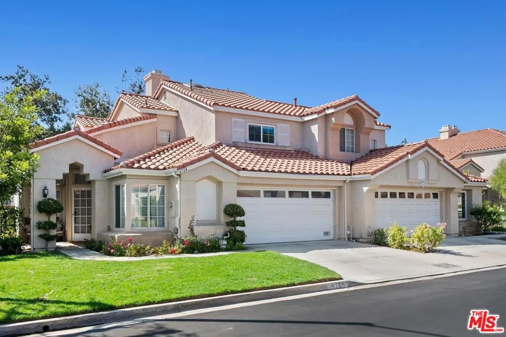 4724 Rhapsody Drive Oak Park, CA 91377