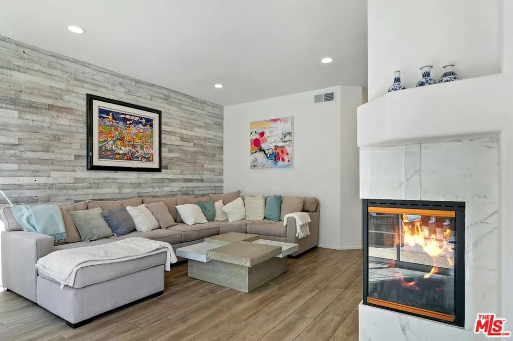 4724 Rhapsody Drive Oak Park, CA 91377