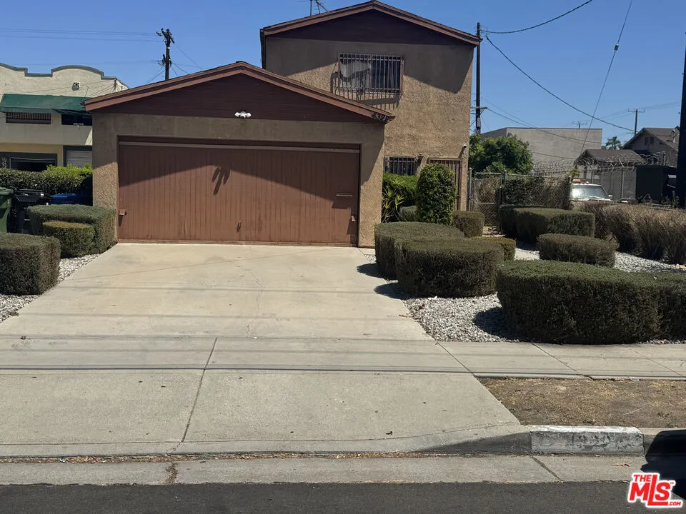 4322 Denker Avenue Los Angeles, CA 90062