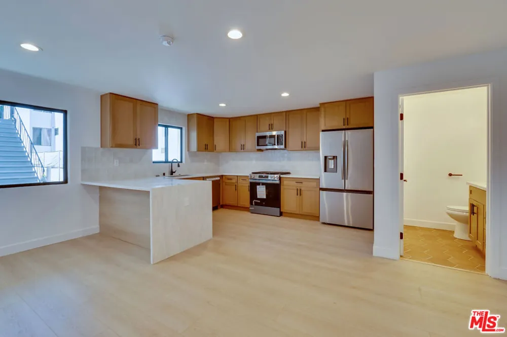 926 Spaulding Avenue #9 West Hollywood, CA 90046