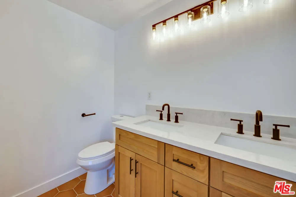 926 Spaulding Avenue #9 West Hollywood, CA 90046