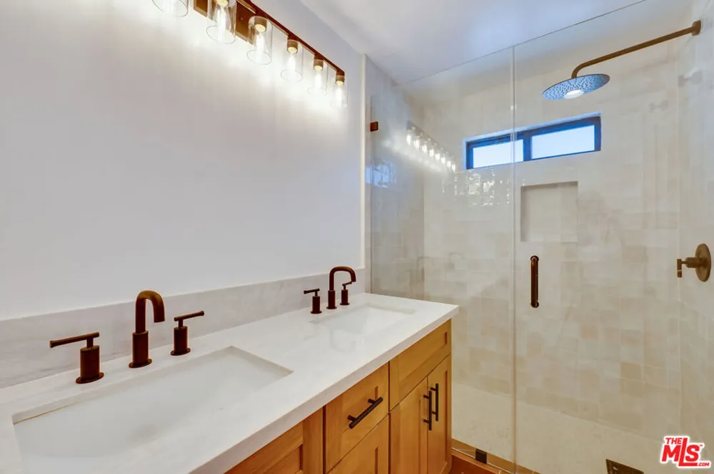 926 Spaulding Avenue #9 West Hollywood, CA 90046
