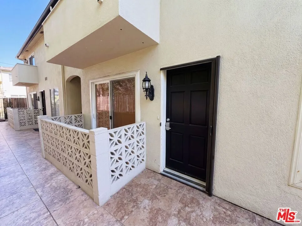 1024 5th Street #3 Santa Monica, CA 90403