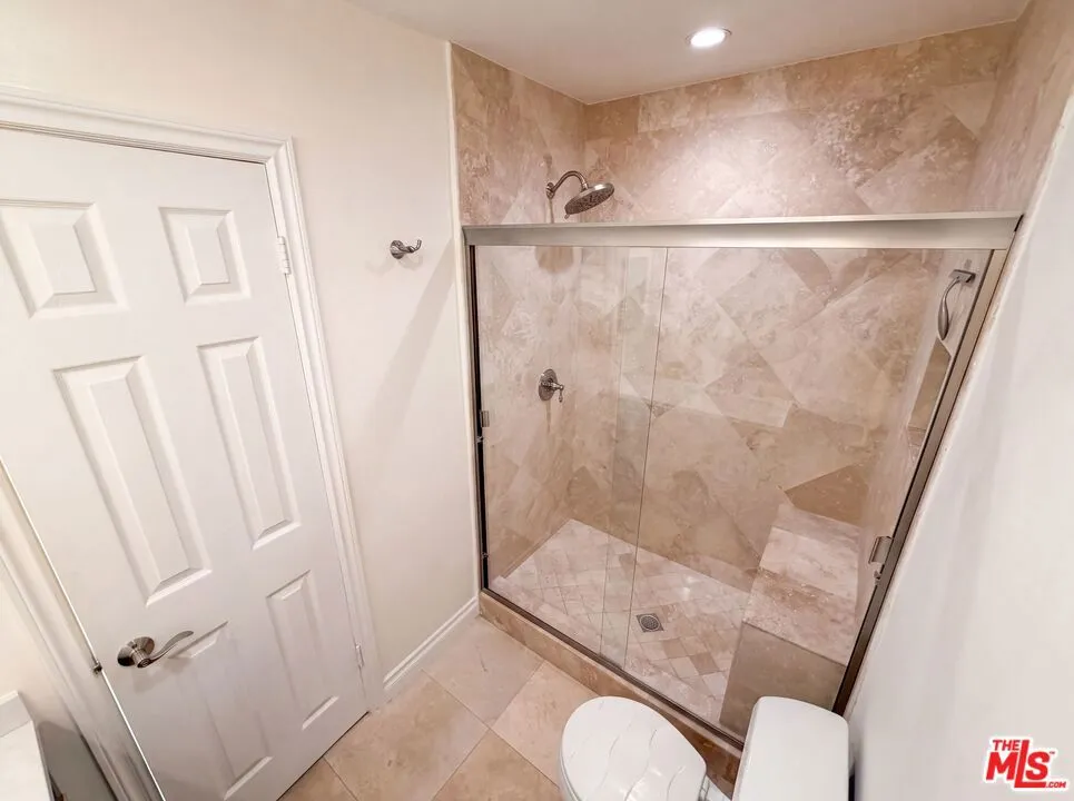 1024 5th Street #3 Santa Monica, CA 90403