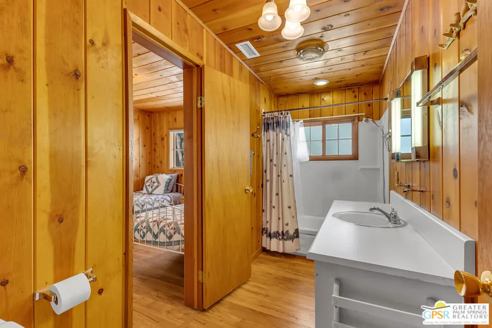 25280 Azalea Drive Idyllwild, CA 92549