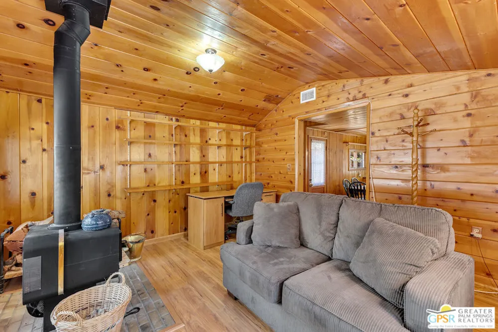 25280 Azalea Drive Idyllwild, CA 92549
