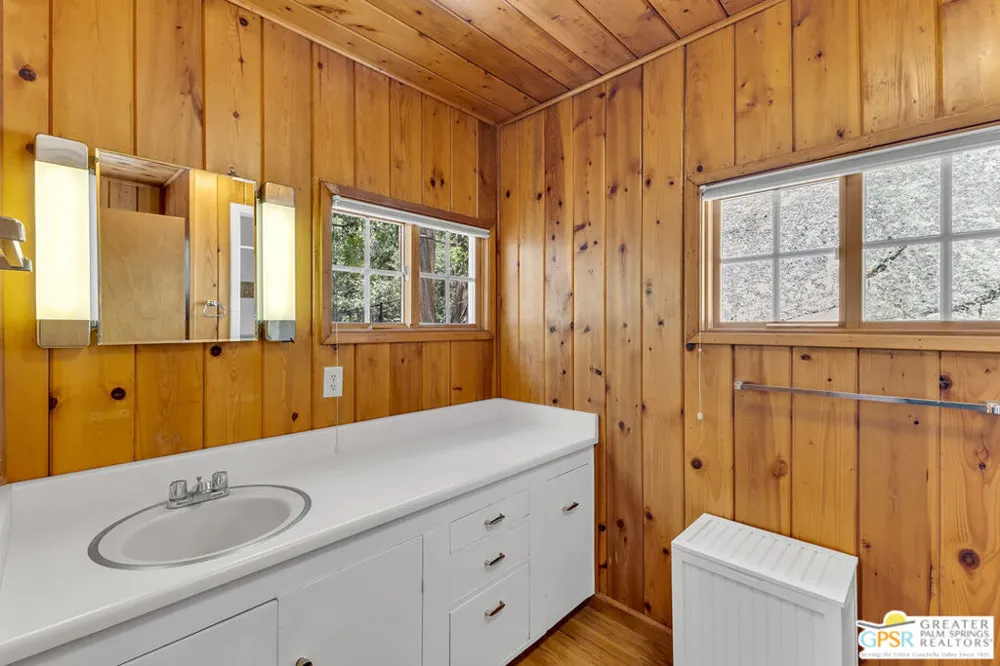 25280 Azalea Drive Idyllwild, CA 92549