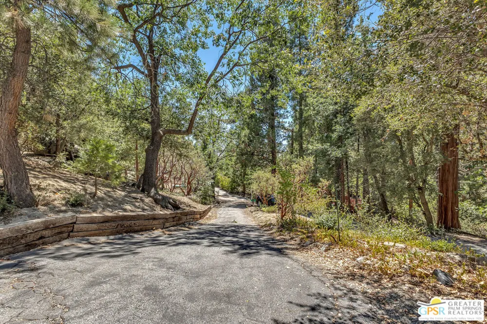 25280 Azalea Drive Idyllwild, CA 92549