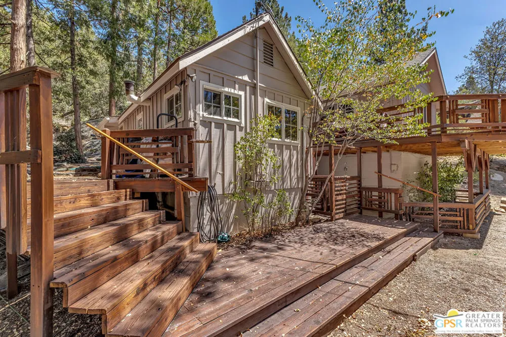25280 Azalea Drive Idyllwild, CA 92549
