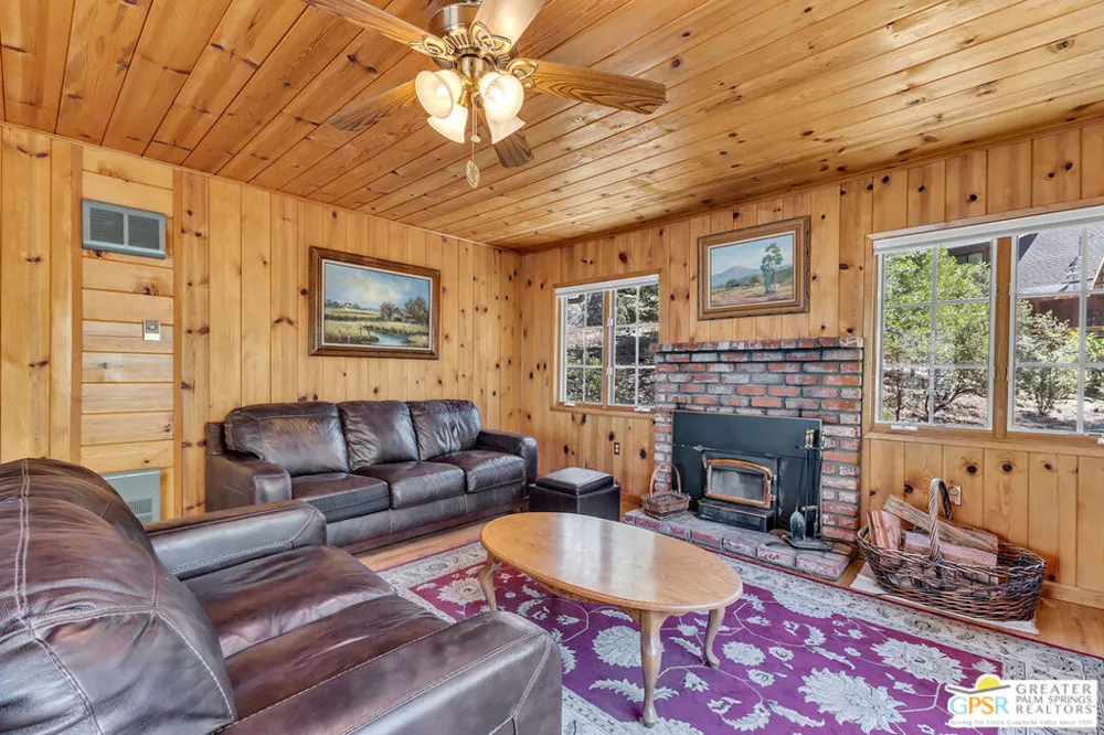 25280 Azalea Drive Idyllwild, CA 92549