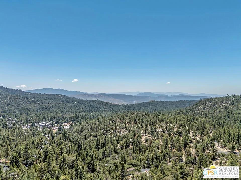 25280 Azalea Drive Idyllwild, CA 92549