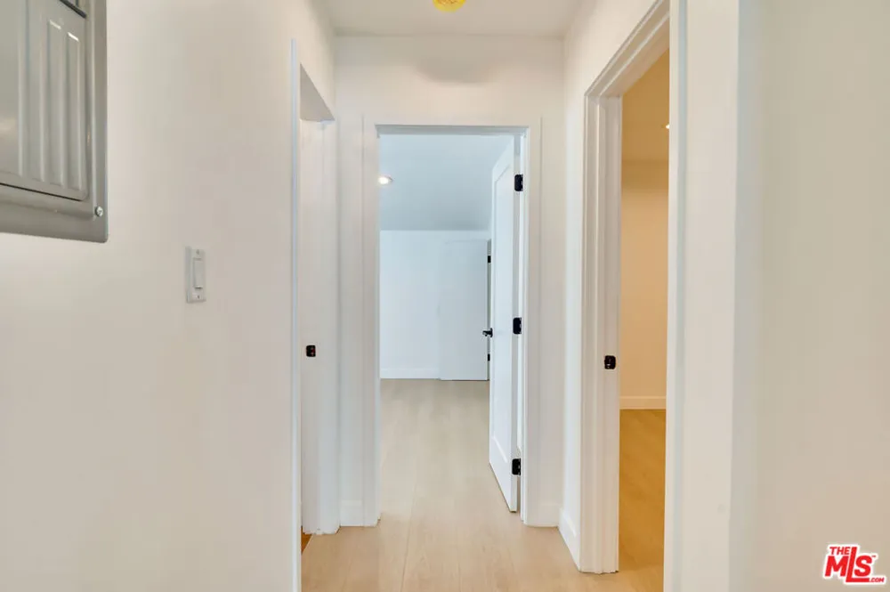 926 Spaulding Avenue #8 West Hollywood, CA 90046
