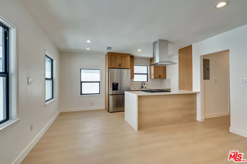 926 Spaulding Avenue #8 West Hollywood, CA 90046