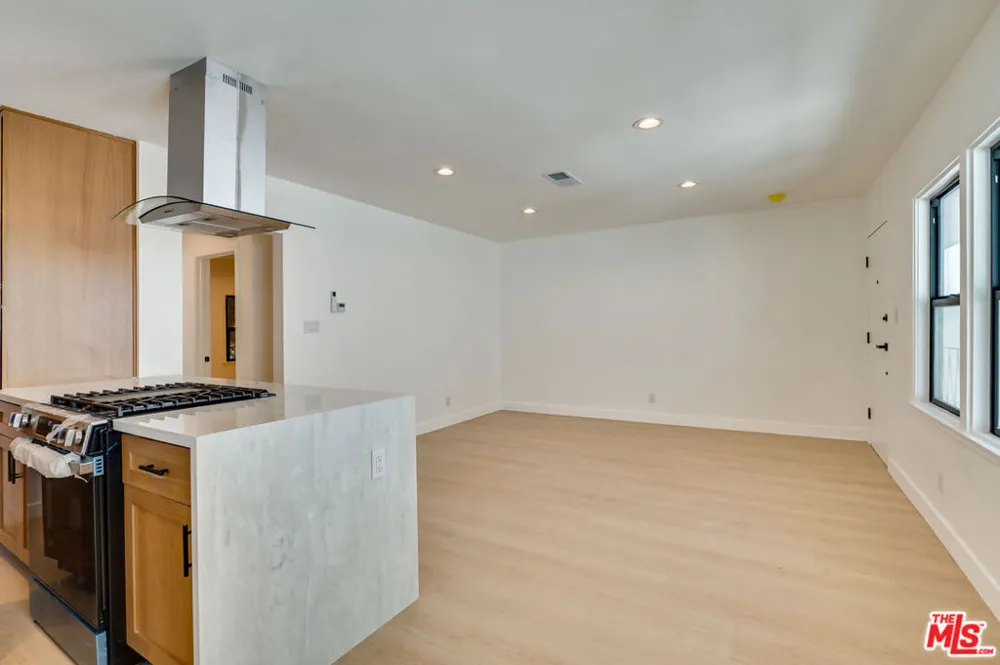 926 Spaulding Avenue #8 West Hollywood, CA 90046