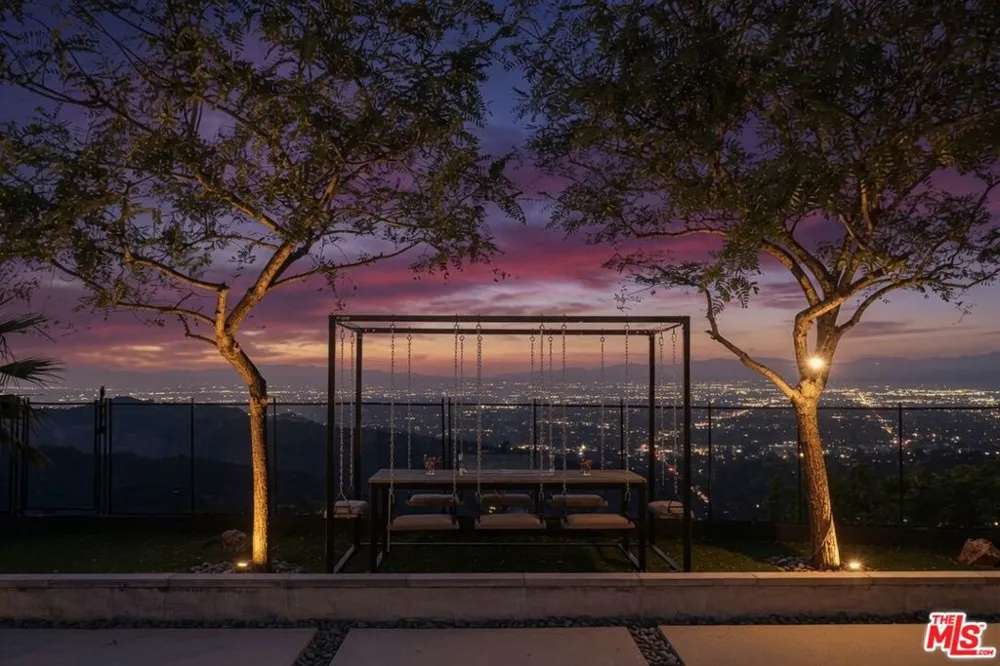 2715 Edwin Place Los Angeles, CA 90046