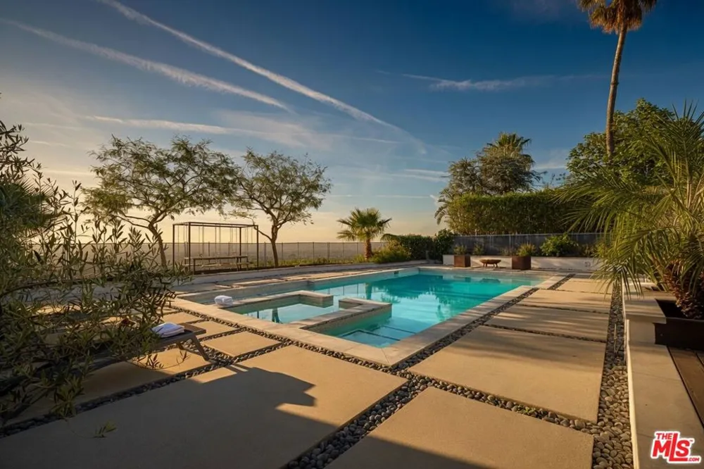 2715 Edwin Place Los Angeles, CA 90046