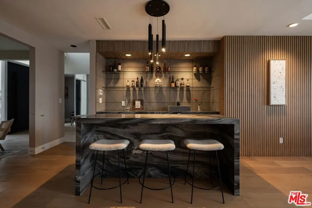 2715 Edwin Place Los Angeles, CA 90046