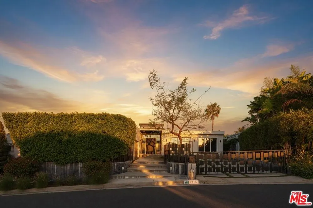 2715 Edwin Place Los Angeles, CA 90046