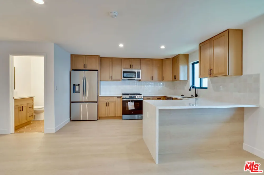 926 Spaulding Avenue #10 West Hollywood, CA 90046