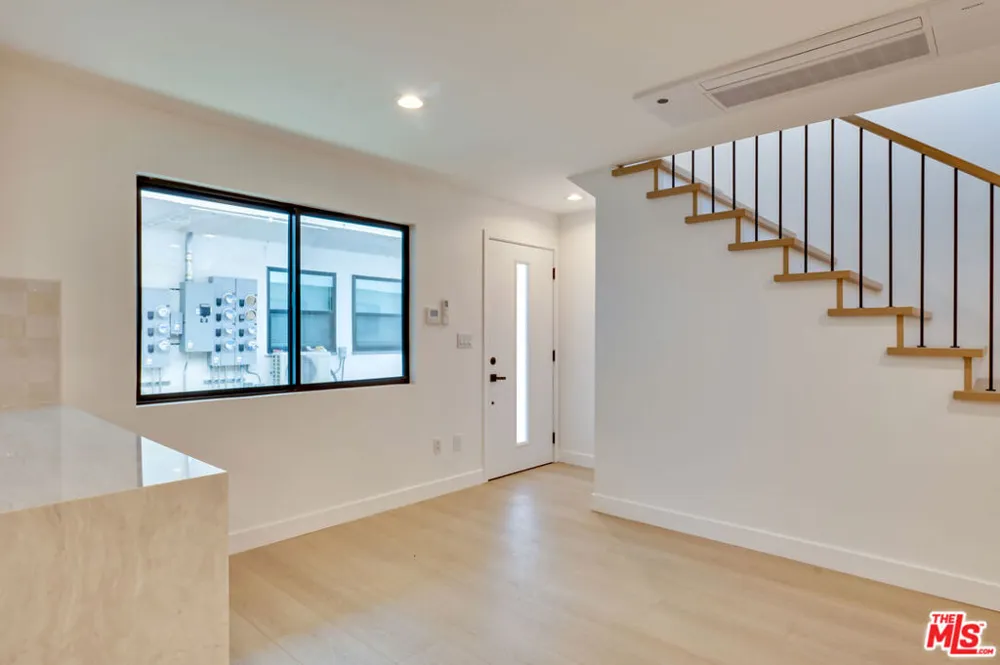 926 Spaulding Avenue #10 West Hollywood, CA 90046