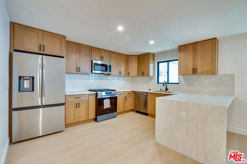 926 Spaulding Avenue #10 West Hollywood, CA 90046