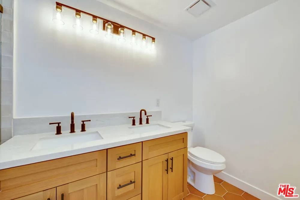 926 Spaulding Avenue #10 West Hollywood, CA 90046