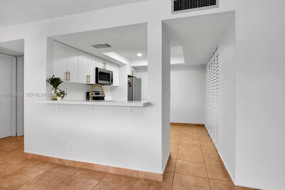 9280 SW 123rd Ct #404 Miami, FL 33186