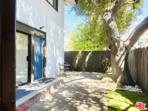 532 EL DORADO STREET #1
