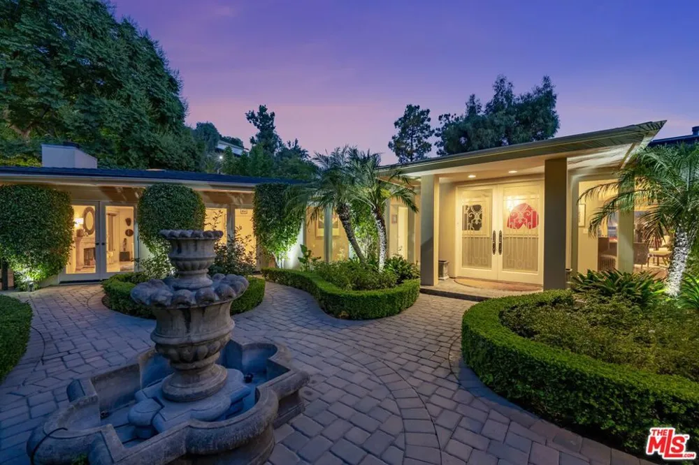 1457 Claridge Drive Beverly Hills, CA 90210