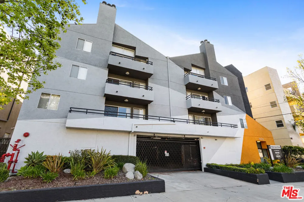 1626 Malcolm Avenue #102 Los Angeles, CA 90024