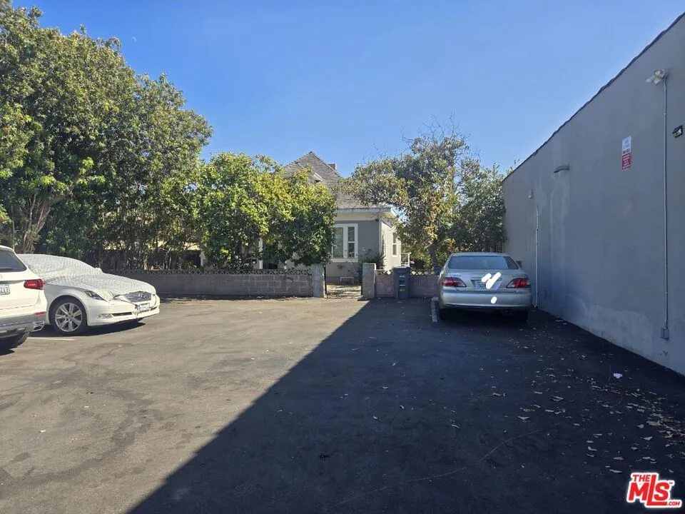 1838 Marine Avenue Gardena, CA 90249