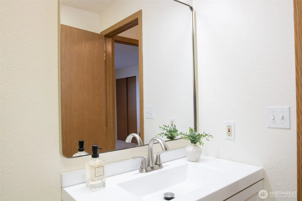 1416 SW 352nd Court Federal Way, WA 98023