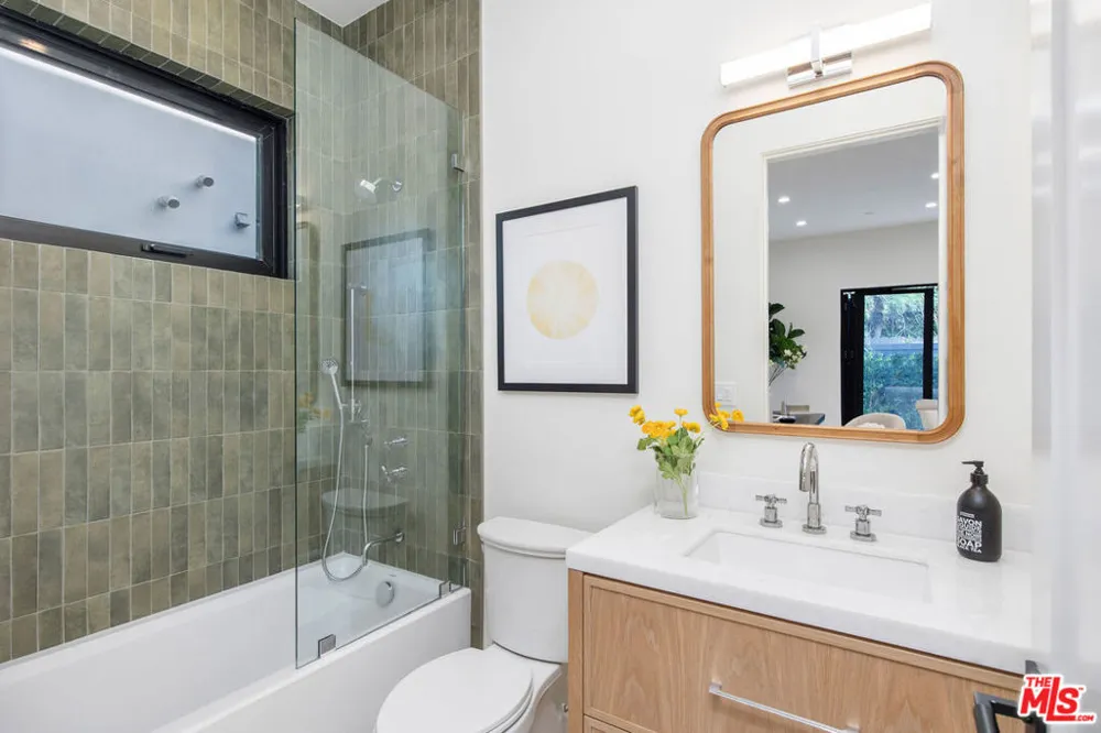 1500 Louella Avenue Los Angeles, CA 90291