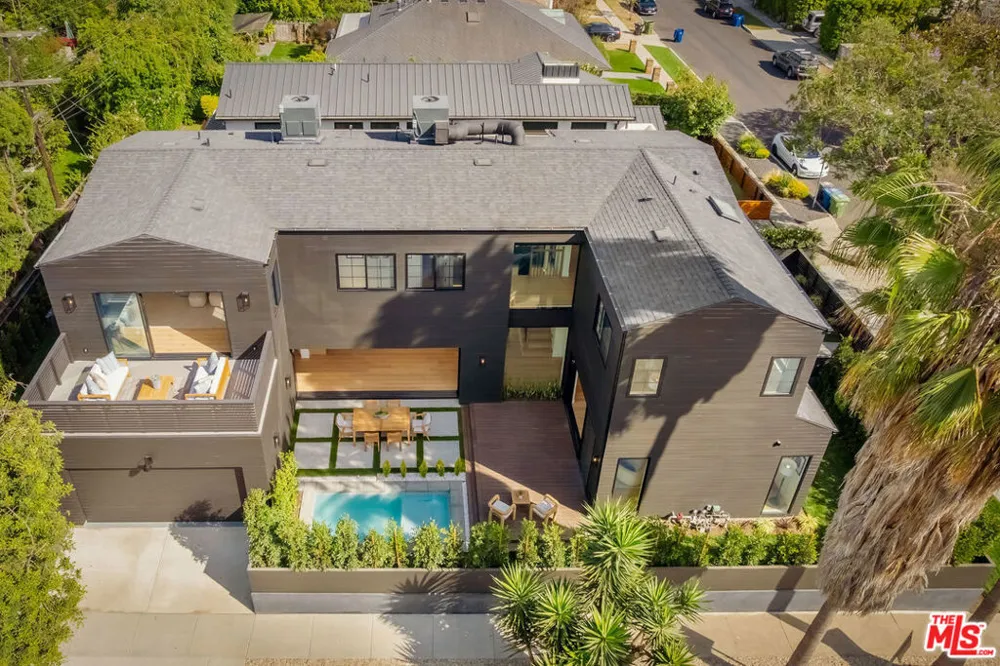 1500 Louella Avenue Los Angeles, CA 90291