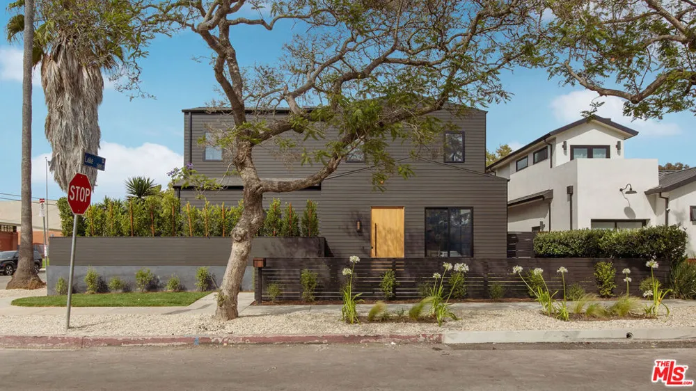 1500 Louella Avenue Los Angeles, CA 90291