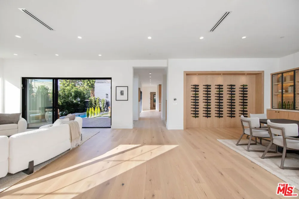 1500 Louella Avenue Los Angeles, CA 90291