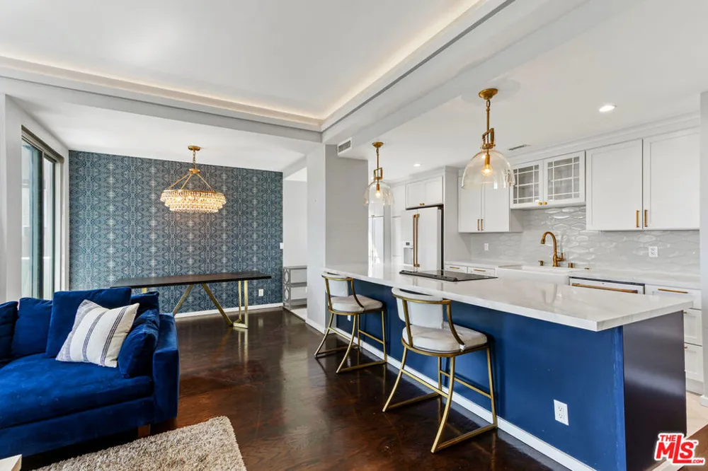 7250 Franklin Avenue #616 Los Angeles, CA 90046