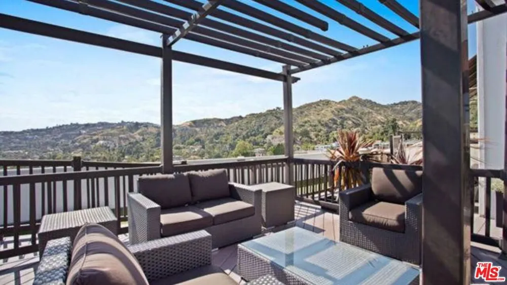 7250 Franklin Avenue #616 Los Angeles, CA 90046